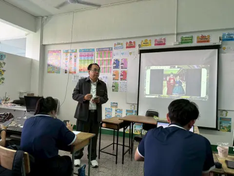 การประยุกต์ใช้เทคโนโลยี AI เพื่อเพิ่มประสิทธิภาพการจัดการเรียนกา